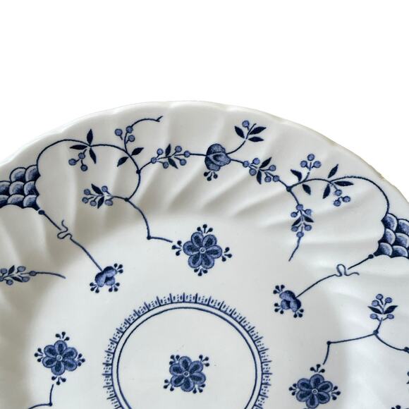 Queen's FINLANDIA Blue & White Floral Dinner Plates 10in Set of 4 England NEW - Picture 3 of 16